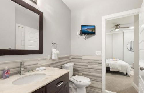 Lavish 1BR with Pool & Gym Access - Foto 21