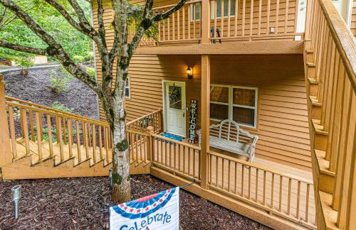 Condo with Stunning Mountain and 6th Green views near Harrahs Cherokee Bryson City - Foto 21