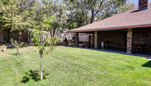 3 Mi to Downtown Roswell Home with Patio and Yard - Foto 2