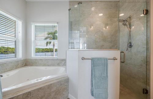 Heaven Found! Stunning River Views & Pool - Villa Island Sunset - Roelens Vacations - Foto 40