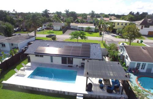 Modern pool home on the lake near Hardrock FLL airport - Foto 1