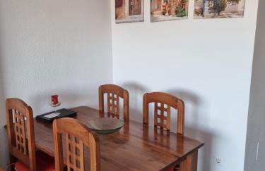 2 bedroomed, penthouse Apartment with sea and mountain views - Foto 2