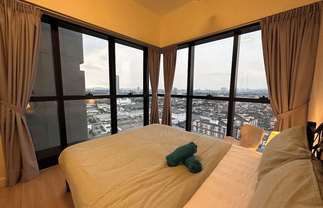 Skyline Luxe 4BR Retreat with En-suites - Foto 10