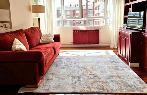 Apartamento, zona residencia con piscina, cerca de las playas en Santander - Foto 17