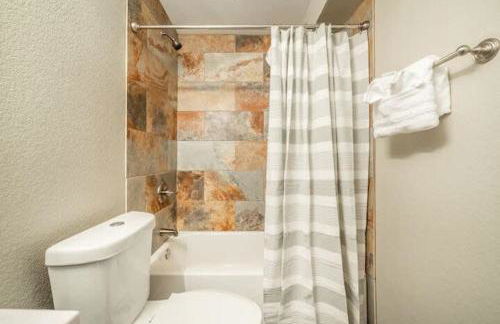 The Pikes Peak Villa -Hot Tub -Mtn Views -Firepit - Foto 48