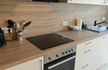 Haus 2 Etagen Garten 1 Badezimmer,1 Gäste Wc 200 Qm 5 Betten Gehoben mit Garten - Foto 20