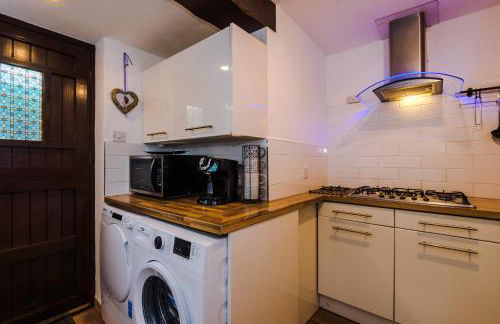 Spacious 4-Bed House Near Wigan Warrington - Foto 22