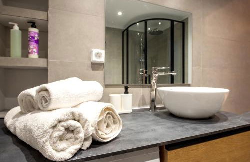 Spacious and modern one bedroom apartment - Foto 10