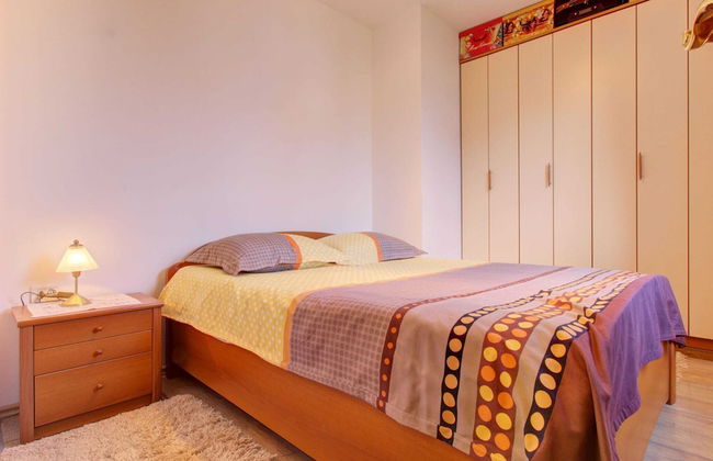 Air Conditioned Apartment in Residential Area near Town Center - Foto 1