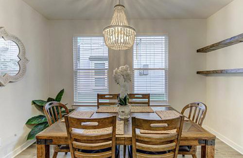 6BD Retreat for 14 with Fire Pit Patio & Lake Access - Foto 38