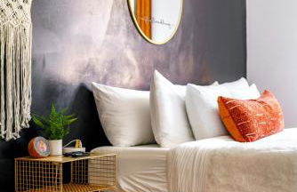 Jungle House Luxury Homes - Columbus Downtown Short North - Walk to Convention Center & Nationwide Arena - Sleeps up to 10 - Free Parking - Over 5,800 Five Stars - Foto 42