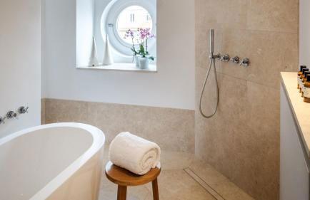 Oceanfront Luxury Villa in Estoril with Pool - Foto 21