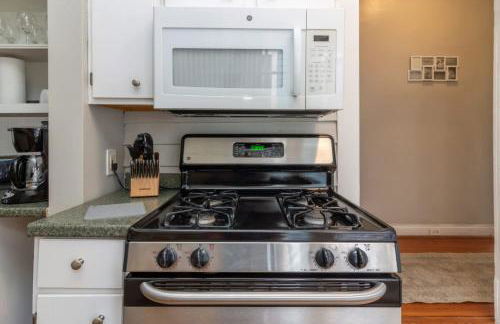 The Sunny Southern Manse Front Walk Downtown - Foto 28