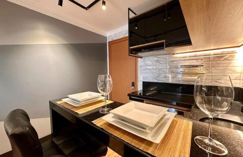 Luxury Flat NEW 15 MIN AIRPORT with PARKING SPACE - Foto 8