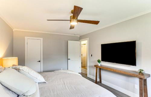 Modern Retreat with Fire Pit Near Harrison Bay! - Foto 10