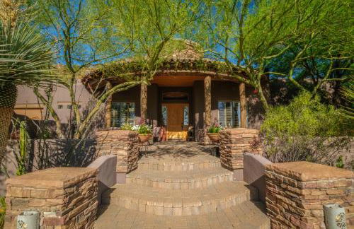 Quail Mountain Desert Resort: Heated Pool, Mt Vews, all BR's King & TV's, Hiking - Photo 38