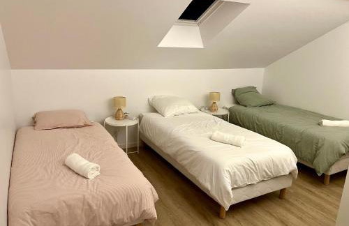 Cosy House Near Paris, CDG Airport + parking - Foto 8