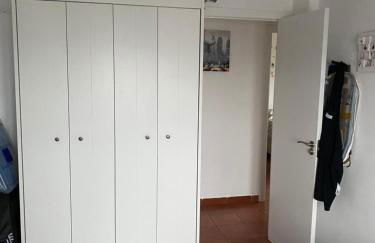 Habitación luminosa en piso compartido - Foto 9