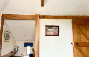 Stunning house, fenced garden, and outdoor dining! - Foto 32