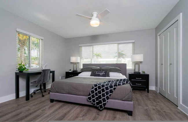 Villa Capri - Waterfront Retreat With Heated Pool - Foto 32