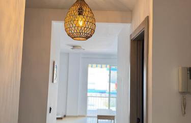 Modern Apt by Beach & Old Town with pool - Foto 5