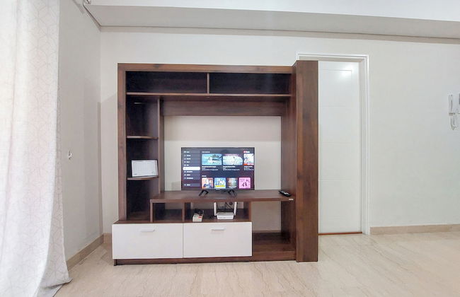 Comfort And Homey 2Br At Podomoro City Deli Medan Apartment - Photo 18