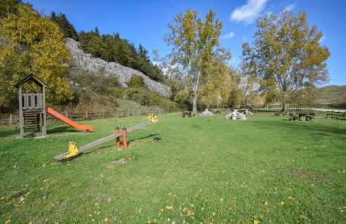 4 Bedroom Stunning Home In Montenero Val Cocchiar - Foto 8