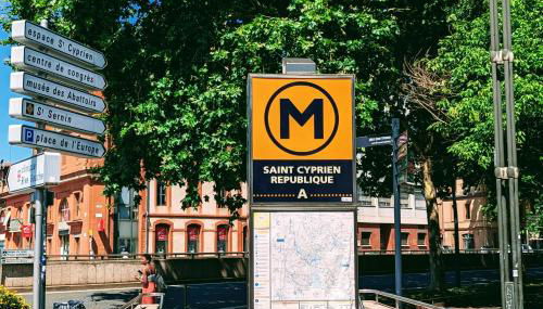 Grand duplex - Parking privé - Centre - Calme - Foto 5