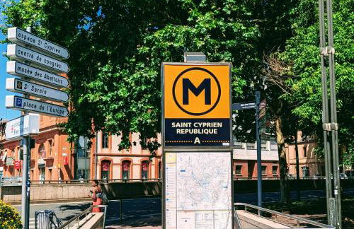 Grand duplex - Parking privé - Centre - Calme - Foto 7