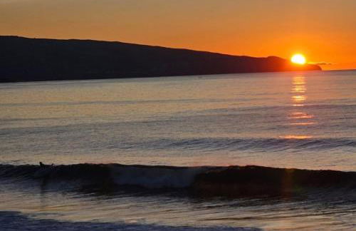 Santa Barbara Beach hotspot - Photo 20