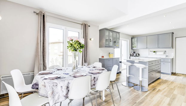 Kitchen / Dining Room