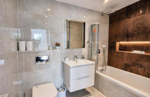 Stylish Three Bedroom Ensuite Duplex Apartment in West Hampstead - Foto 6