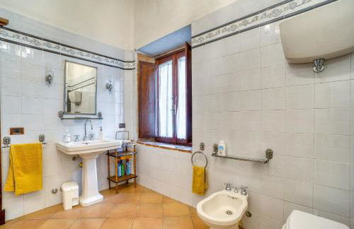 Timeless 19th-Century Villa with Private Pool Oasis - Photo 21