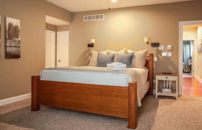 Island Getaway on Delavan Lake - Photo 5