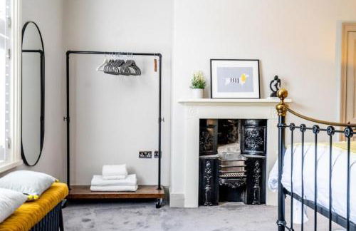 42 is the Answer- Stunning York townhouse appearing on TV Holiday Home Show - Foto 22