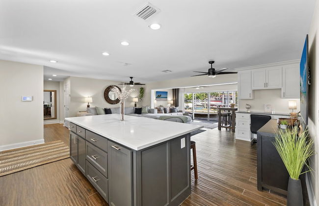 Latitude Adjustment - Foto 17