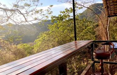 Casa do Alto Santa Mônica- Natureza ao seu redor - Foto 1