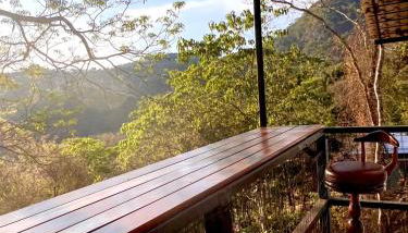 Casa do Alto Santa Mônica- Natureza ao seu redor - Foto 1