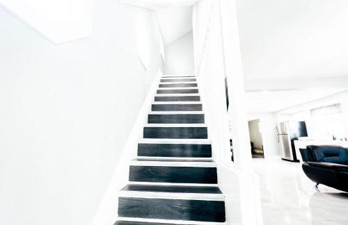 2 Homes, 1 Stay-7BR Niagara Falls Compound - Foto 45