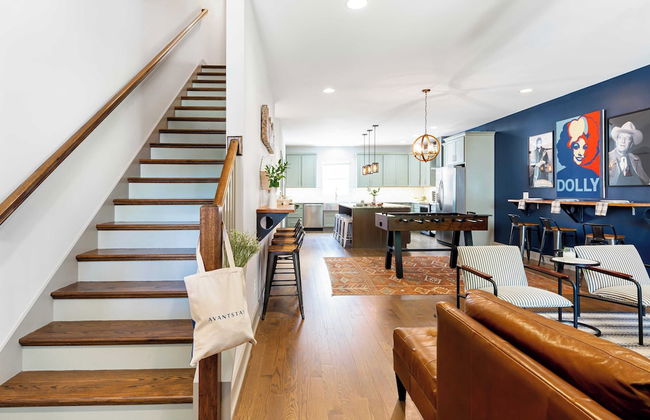 Waverly by Avantstay Nashville-inspired Townhome w/ Luxury Kitchen, Pool Table - Foto 32