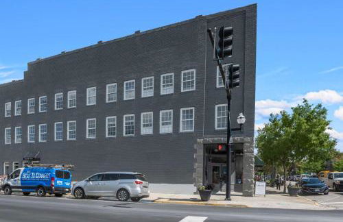 Historic Elegance Loft in Downtown Conway - Photo 18