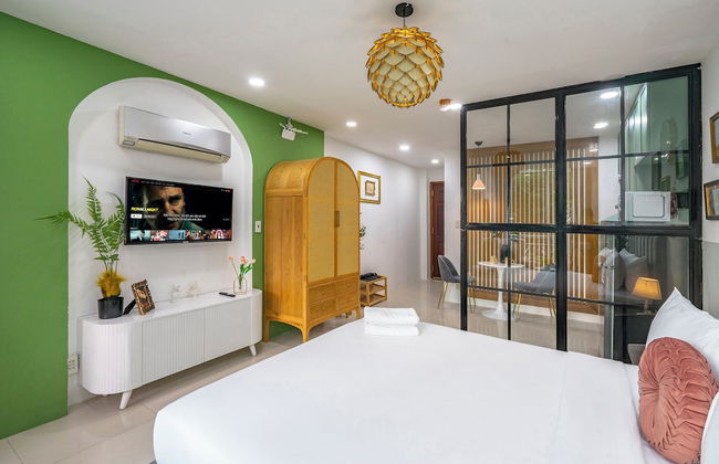 SAZI Church View Home - Free Nails/HairWash - Photo 50