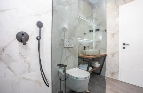 Villa Nina - heated pool - near Omiš - Foto 53