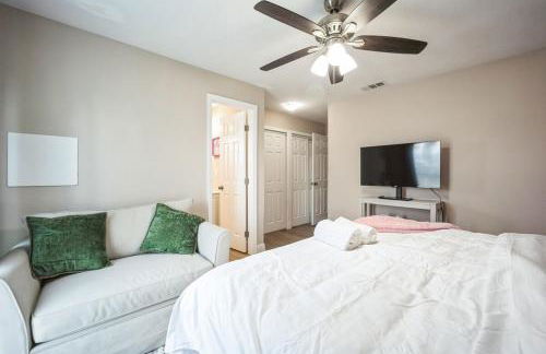 Apollo Beach Retreat - 3BR - Pool - Backyard -BBQ - Foto 15