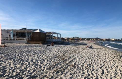 Under the Lemon Tree - Foto 33