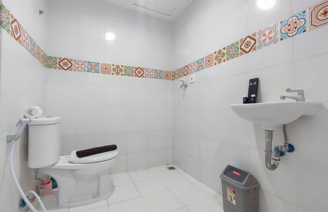 Simple And Homey Studio Room At Paltrow Apartment - Foto 11