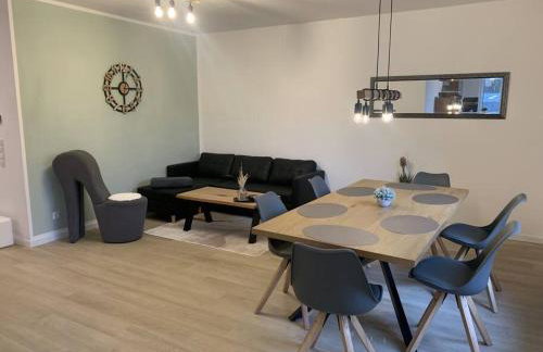 Neu! Modernes Apartment Nähe Bowling Center! - Photo 7