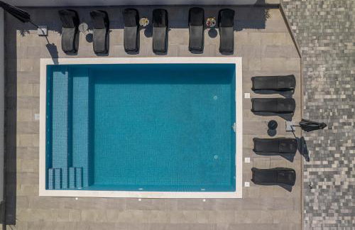 Villa Barbara & Zoran with free parking and heated swimming pool - Photo 6