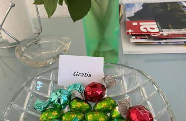 Preiswertes stilvolles Zimmer im privaten Haus mit großem schönem modernem Gemeinschaft Badenzimmer - Foto 20