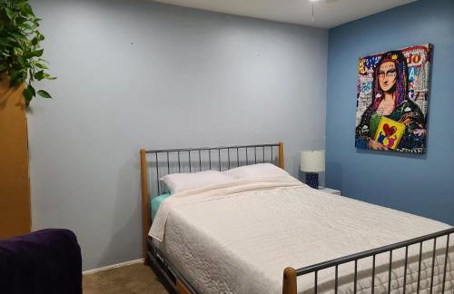 Westside Retreat w Yard, Grill, Hot Tub, Near Sofi Stadium, LAX, and the Beach - Foto 23